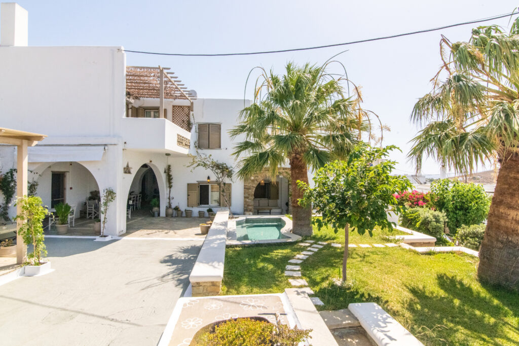 Porto Bello Tinos