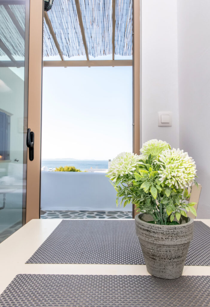 Διαμονή στην Τήνο